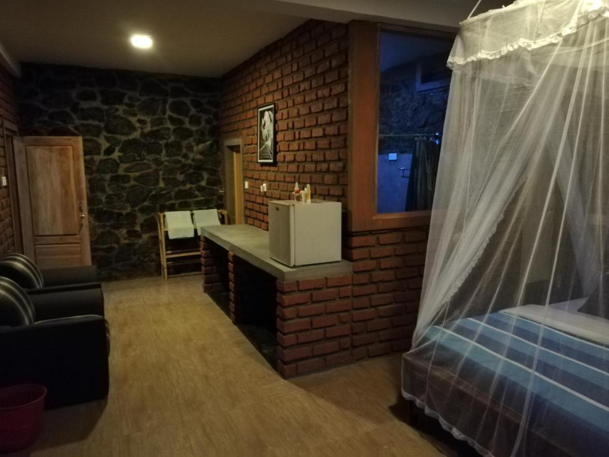 Ayubo Ella - Bed & Breakfast Exteriör bild